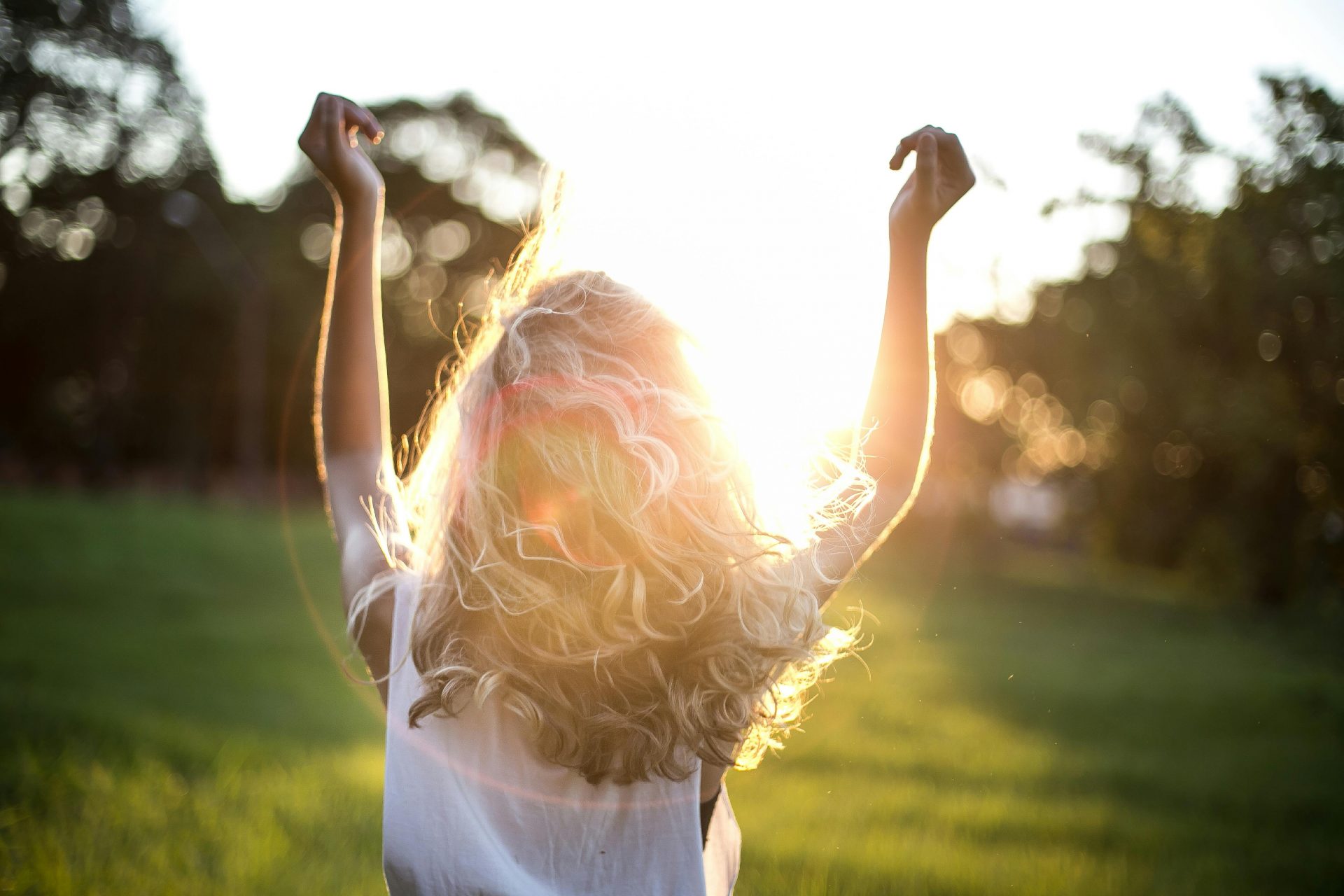 Femme heureuse et libre